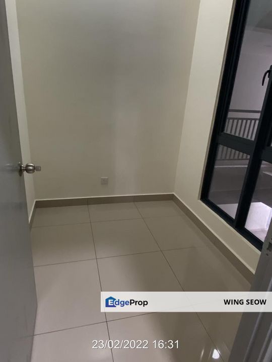 Ayumans Suites Service residence Condominium @ Batu caves Gombak Freehold Below Market 1k booking cash back Full loan , Kuala Lumpur, Gombak