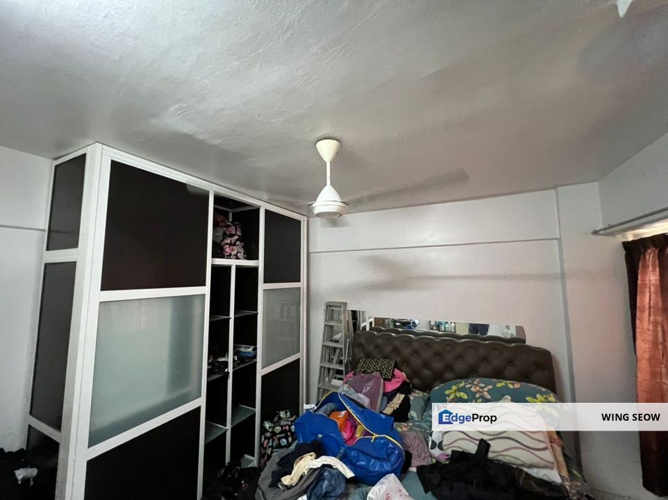 Vista Saujana Apartment Condominium Wangsa Permai Kepong Aman Puri Pool view Renovated 1k booking Low downpayment Full loan CashBack, Selangor, Kepong