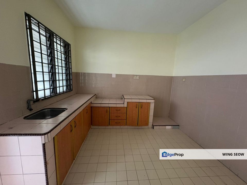 Double storey Landed House For Rent Taman Bukit Sri Bintang Kepong