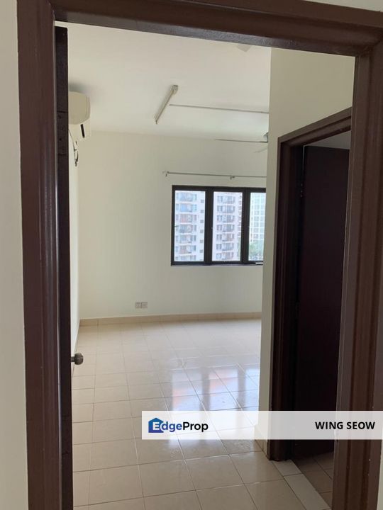 Sri Putramas 1 condominium For rent @ Jalan Kuching / Jalan Ipoh Kepong KL partial Furnished with Aircond 1 carpark Kitchen cabinet Pool View, Kuala Lumpur, Dutamas