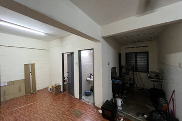 Subang Perdana Goodyear Court 8