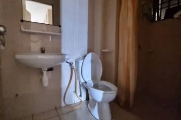 Royal Domain Sri Putramas II