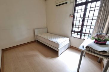 Royal Domain Sri Putramas II