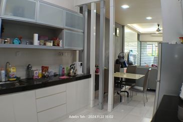 2 Storey Terrace House at Bandar Bukit Raja, Ellis, Jalan Sumazau