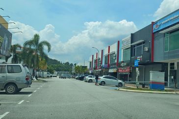 Bandar Hillpark