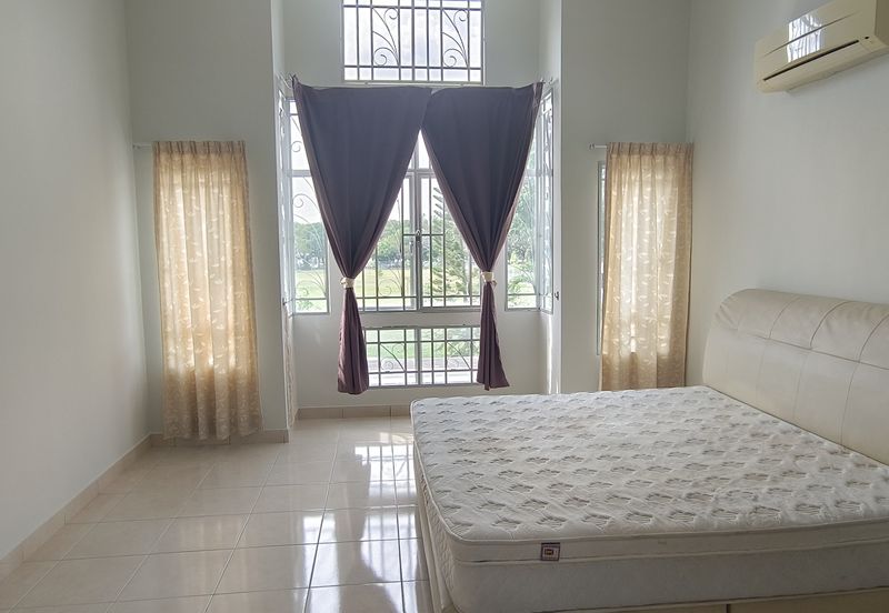 Setia Indah 9, Setia Alam