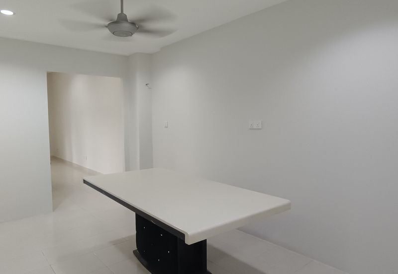 Setia Indah 9, Setia Alam