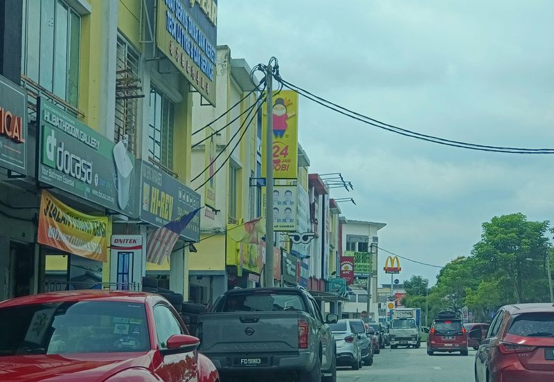 Taman Saujana Utama 3