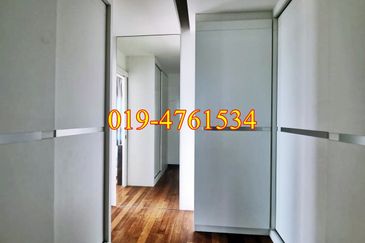 Infinity Beachfront Super Condominium