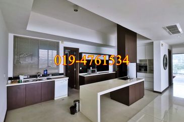 Infinity Beachfront Super Condominium