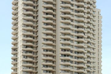 Coastal Tower, Ratu Mutiara