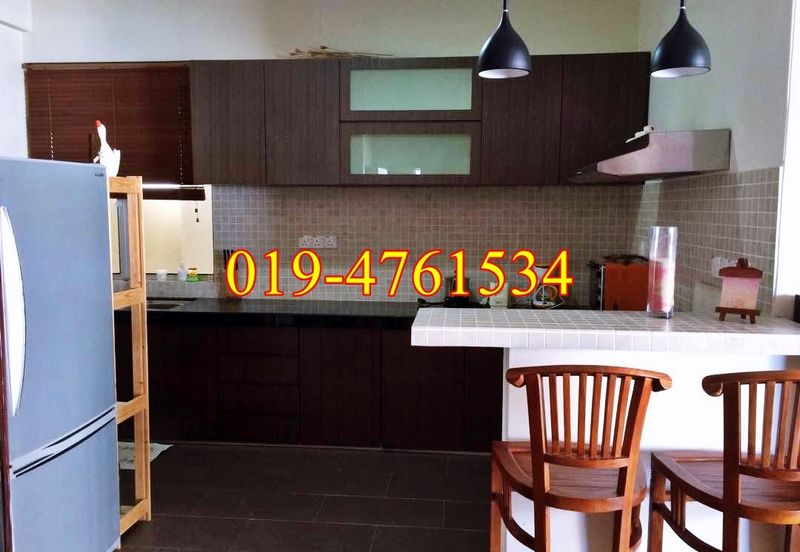 Coastal Tower, Ratu Mutiara