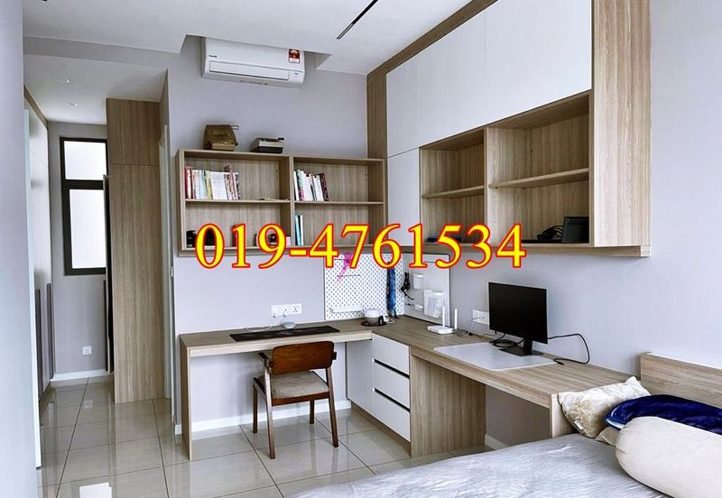 Queens Residences @ Queens Waterfront