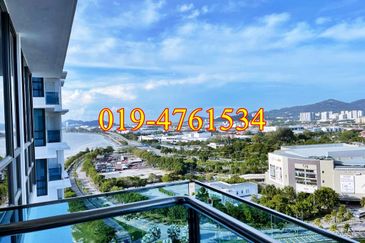 Queens Residences @ Queens Waterfront