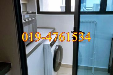 Queens Residences @ Queens Waterfront