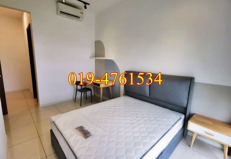 Queens Residences @ Queens Waterfront