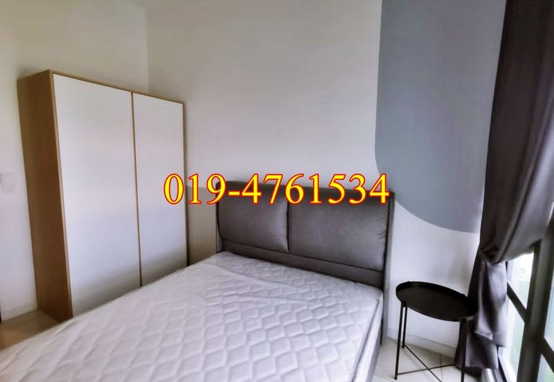 Queens Residences @ Queens Waterfront