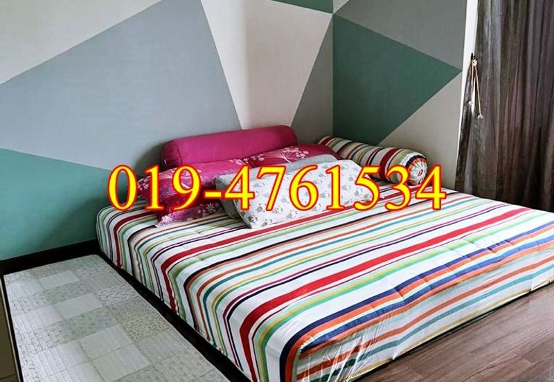 University Place (Plaza Ivory)