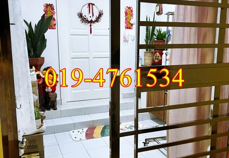 University Place (Plaza Ivory)