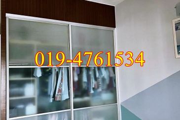 University Place (Plaza Ivory)