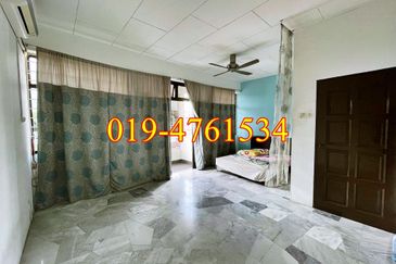 Jalan Dato Ismail Hashim