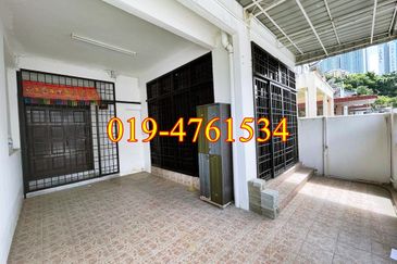 Jalan Dato Ismail Hashim