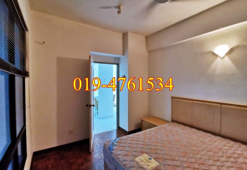 Twin Towers, Ratu Mutiara