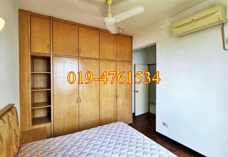 Twin Towers, Ratu Mutiara