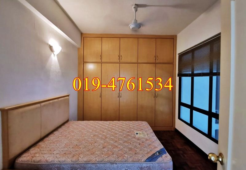 Twin Towers, Ratu Mutiara