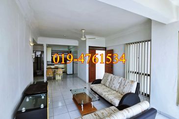 Twin Towers, Ratu Mutiara