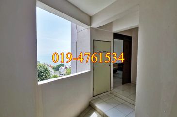 Twin Towers, Ratu Mutiara