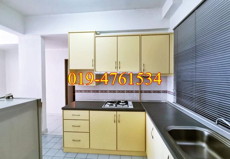 Twin Towers, Ratu Mutiara