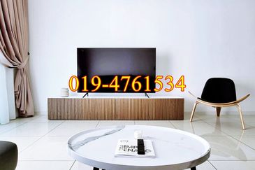 Queens Residences @ Queens Waterfront