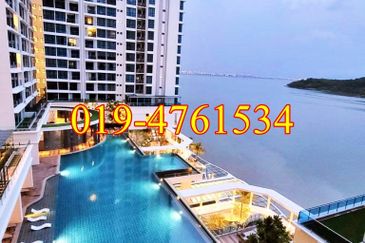 Queens Residences @ Queens Waterfront