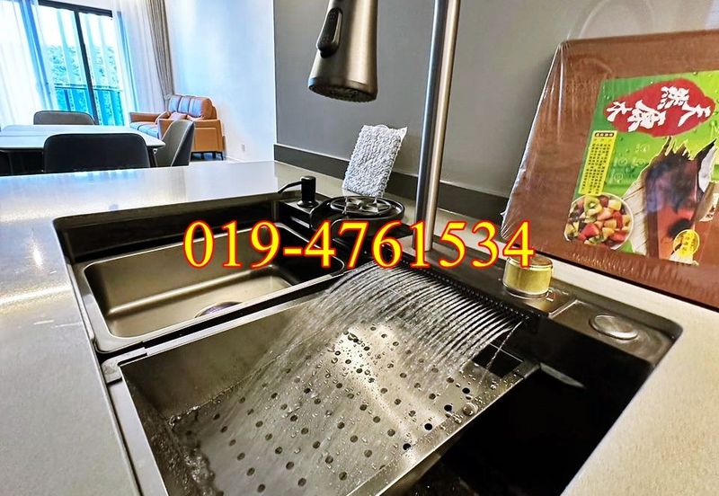 Queens Residences @ Queens Waterfront