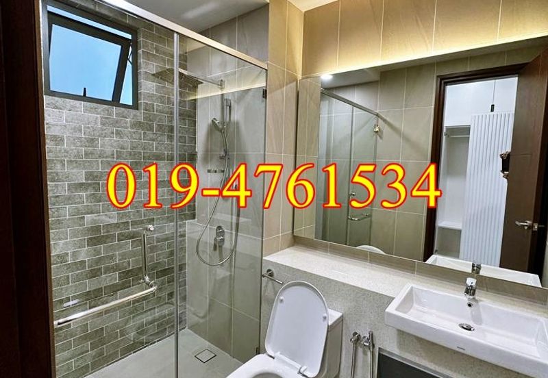 Queens Residences @ Queens Waterfront