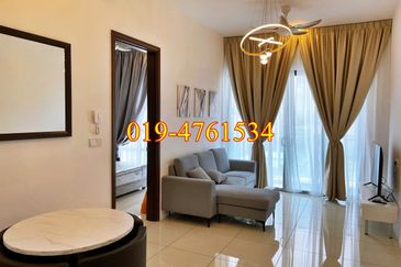 Queens Residences @ Queens Waterfront