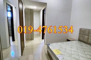 Queens Residences @ Queens Waterfront