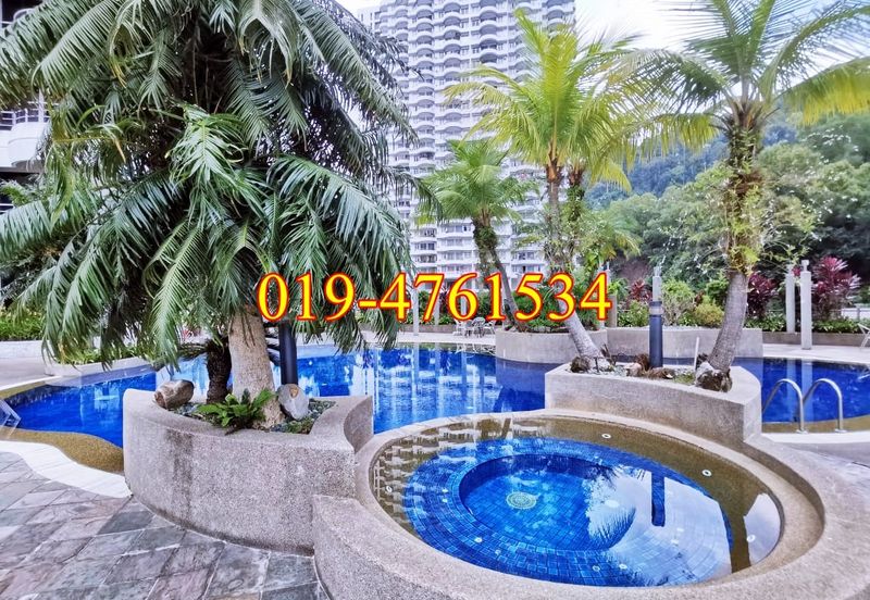 Twin Towers, Ratu Mutiara