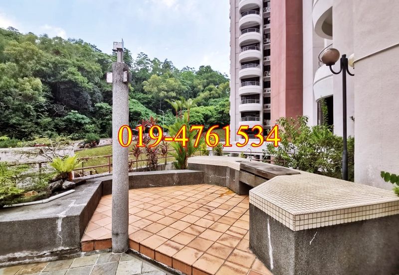 Twin Towers, Ratu Mutiara