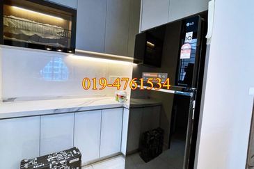 Queens Residences @ Queens Waterfront