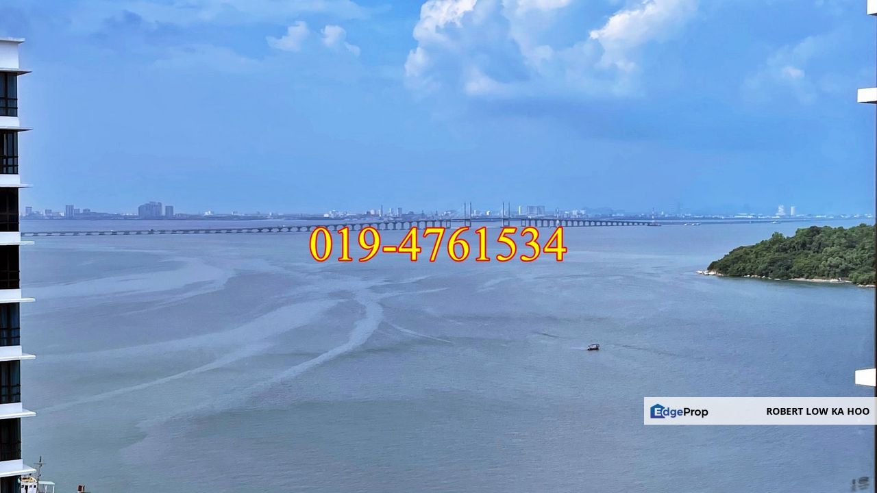 Seaview and Swimming Pool View : QUEENS RESIDENCES in Sungai Nibong ( For Rent ), Penang, Sungai Nibong