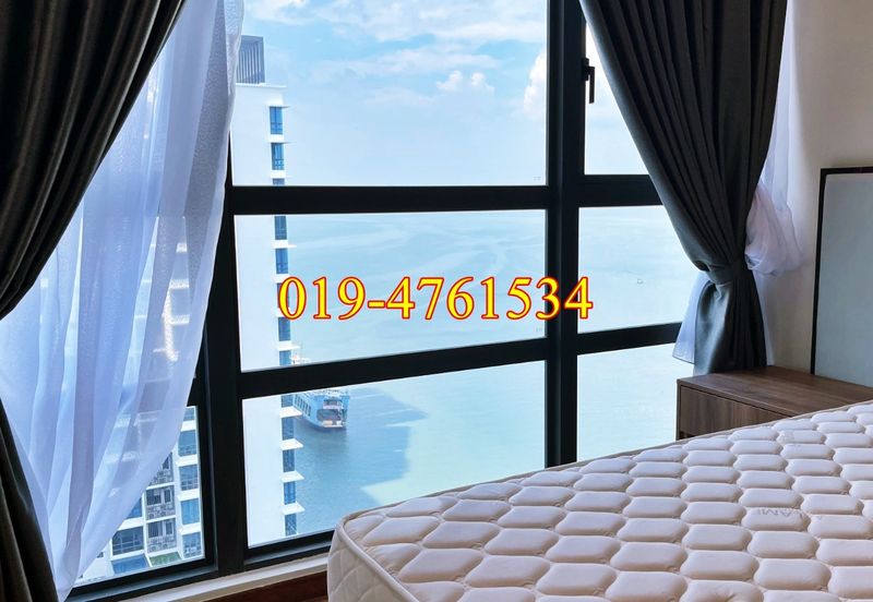 Queens Residences @ Queens Waterfront