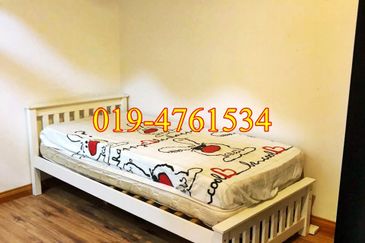 Coastal Tower, Ratu Mutiara