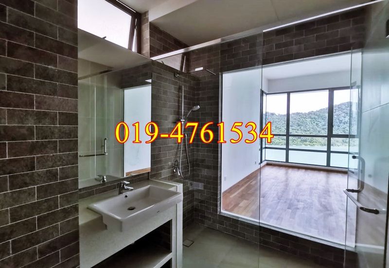 Queens Residences Q2