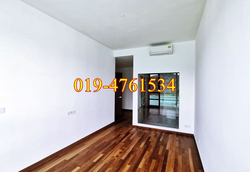 Queens Residences Q2