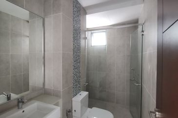 Queens Residences Q2