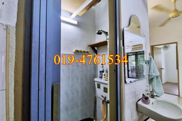 Taman Cemerlang, Jelutong