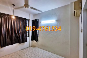 Taman Cemerlang, Jelutong