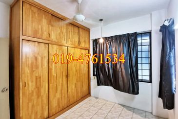 Taman Cemerlang, Jelutong